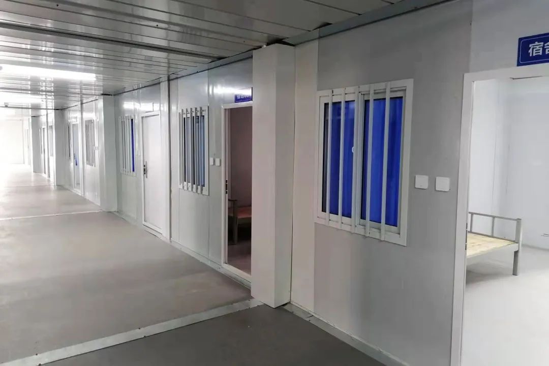 疫情就是命令，聚氨酯板廠家宏鑫源緊急馳援多地方艙醫院建設(圖3)