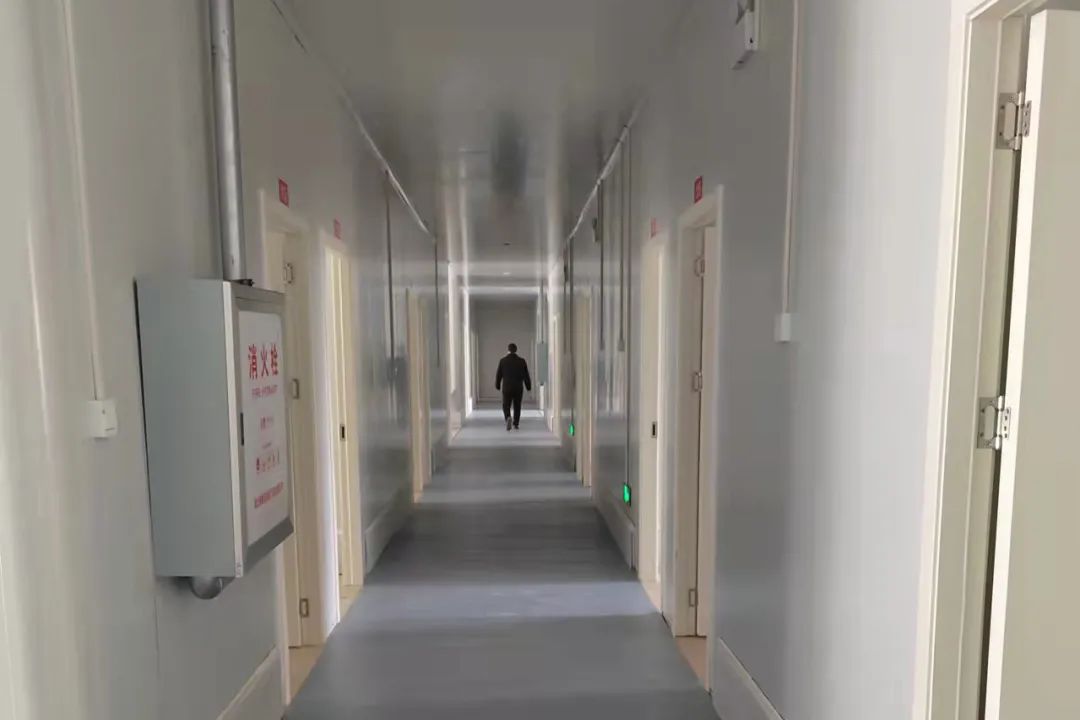 疫情就是命令，聚氨酯板廠家宏鑫源緊急馳援多地方艙醫院建設(圖15)